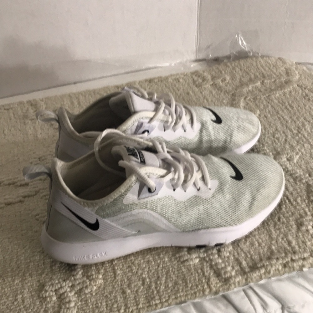 Nike Flex Tr9 Size 9 Good Condition - image 4